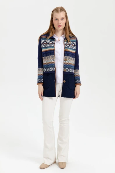 24078 DESEN TRİKO KOL UCU VE ÜZERİ JAKARLI ETEĞİ KEÇELİ POLO YAKA ARA BOY KABAN - Resim 9