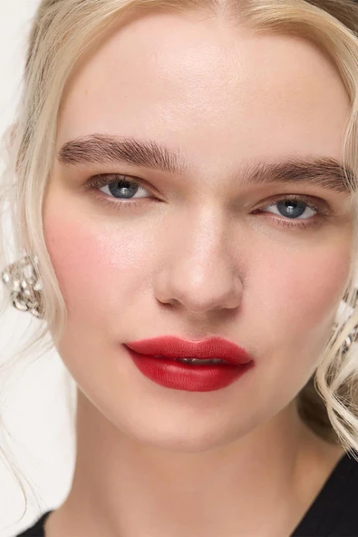 Wonderskin Uzun Süre Kalıcı Renkli Dudak Maskesi Glamorous 4ML - Resim 5