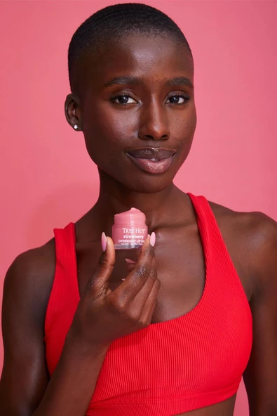 Tree Hut Strawberry Gece Boyu Nemlendirici Dudak Maskesi 17GR - Resim 6