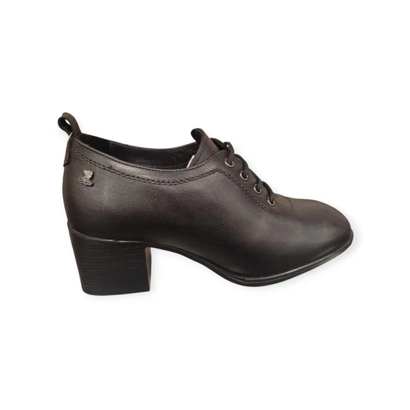 VENÜS 2512707K TOPUKLU BAĞCIKLI KLASİK DERİ KADIN AYAKKABI ürün görseli