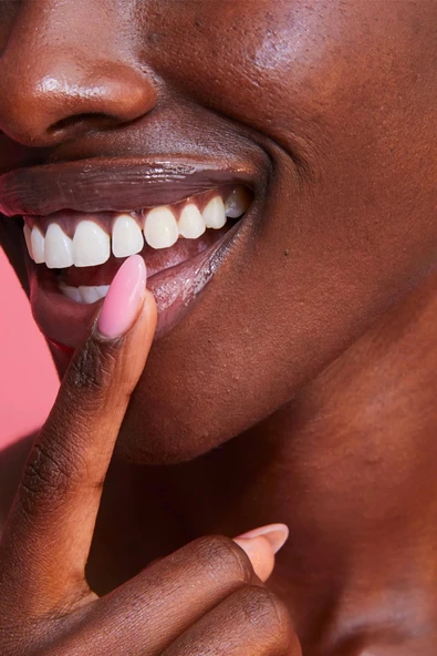 Tree Hut Strawberry Gece Boyu Nemlendirici Dudak Maskesi 17GR - Resim 7