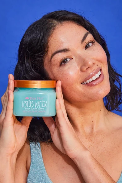 Tree Hut Lotus Water Shea Sugar Scrub Vücut Peelingi 510GR - Resim 4