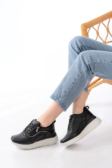 F-207 Siyah Bağcıklı Fermuarlı Taş Aksesuarlı Mevsimlik Spor Ayakkabı ürün görseli 1