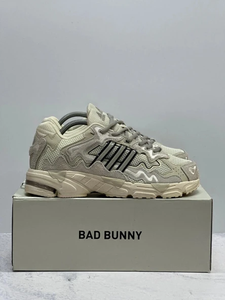 adidas Bad Bunny x Response CL 'Wonder White' ürün görseli