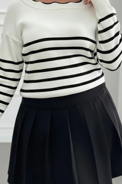 Kadın Beyaz Sırt Bağlama Detaylı çizgi Desen Triko Bluz - Resim 2