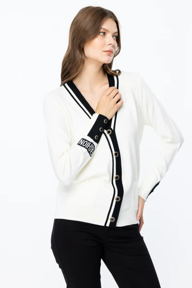 45913 ONTEKS V YAKA KOLLARI DÜĞME DETAYLI HIRKA - Resim 7