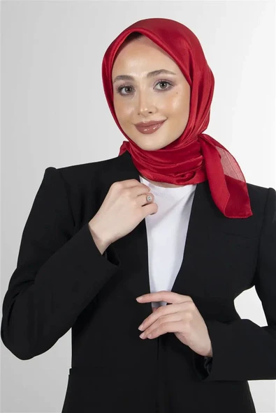 İSTANBULSTYLEMODA Janjan Trend Parlak Saten Dokulu Abiye Şifon Işıl Şal BORDO 185 X 70 ŞAL2315 - Resim 4