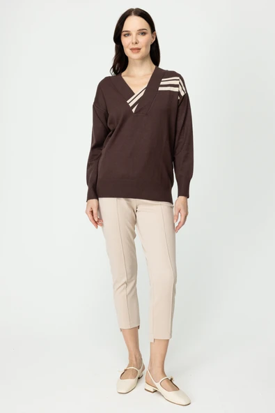 45327 ONTEKS YAKASINDA VE OMUZUNDA ŞERİT DETAYLI KAZAK - Resim 5