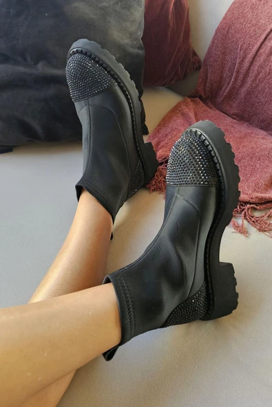 OPS 022 20806 Topukla Kadın Taş Detaylı Dalgıç Kumaş Bot ürün görseli