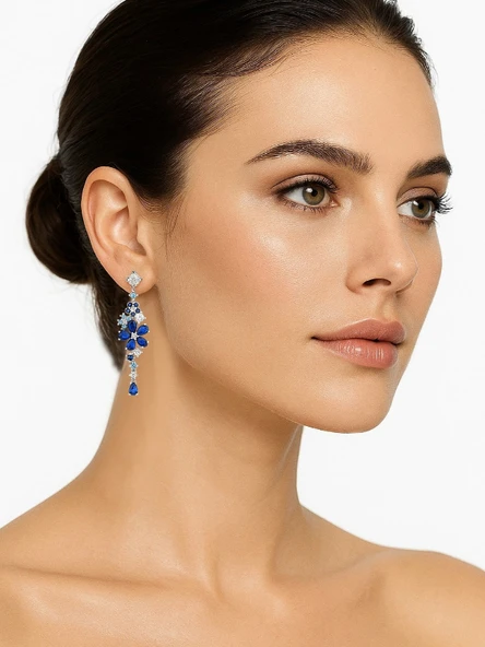 Safir Taşlı Pırlanta Model Çiçek Demeti Sallantılı Kadın Gümüş Küpe - Resim 2