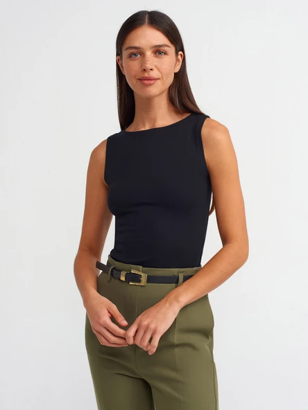 20868 DİLVİN KAYIK YAKA KOLSUZ TOP T-SHIRT ürün görseli