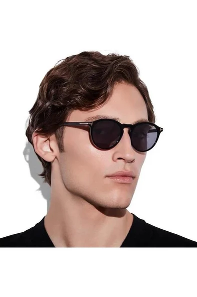 TOM FORD TF 904 COL 01A 52-19-145 UNİSEX GÜNEŞ GÖZLÜĞÜ ürün görseli