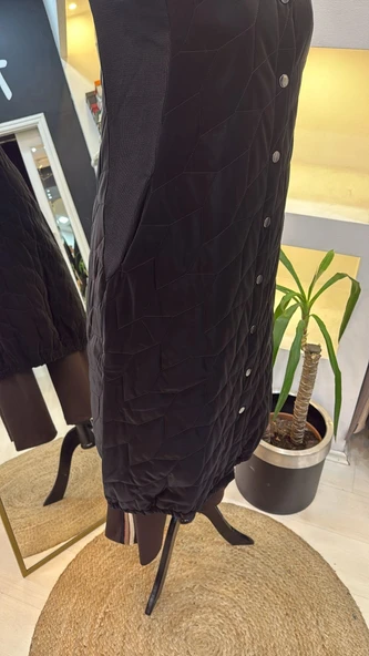 İnvee Triko Detaylı Çıtçıtlı Rugan Yelek 7181 siyah - Resim 3