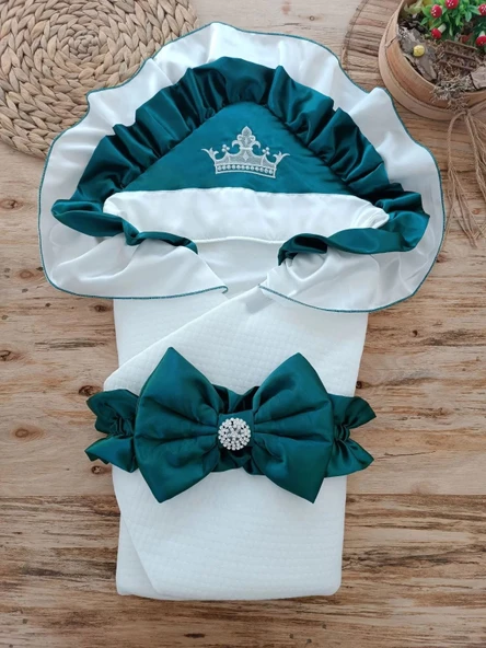 LitaeTrend Yenidoğan Mehtap Lüks Kelebek Taç Nakışlı Bebek Battaniyesi Kundak Zümrüt Yeşili ürün görseli 1