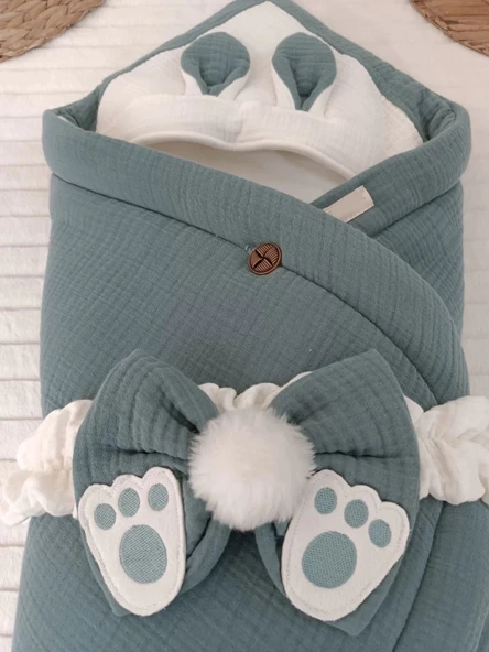 LitaeTrend Yenidoğan 4 Kat Müslin Kumaş Kulaklı Patili Fiyonk Bebek Battaniyesi Kundak Kahverengi - Resim 2