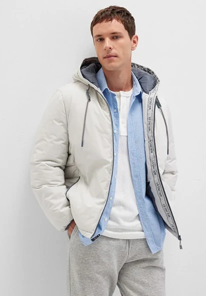 Mavi 0110352 Kapüşonlu Şişme Mont Erkek Mont ürün görseli 1