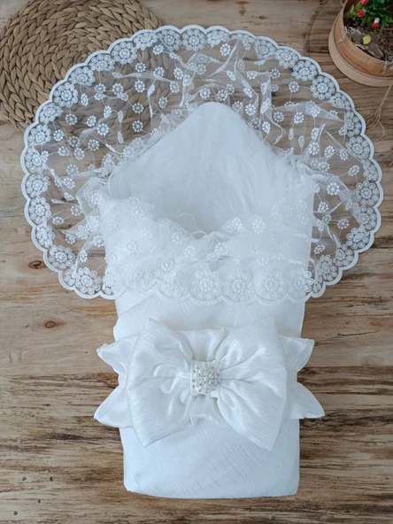 LitaeTrend Yenidoğan Ay Işığı Papatya Dantelli Taşlı Fiyonk Bebek Battaniyesi Kundak Ekru ürün görseli 1