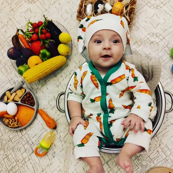 LitaeTrend 3-6-9-12 Ay Kulaklı Şapkalı Havuç Baskılı Boydan Çıtçıtlı Uzun Kollu Kız Erkek Bebek Tulumu Beyaz - Resim 2