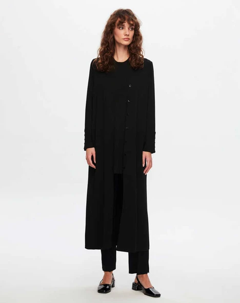 T24Y-9021 MISSDALIDA TEMİZ KESİM DÜZ RENK DÜĞMELİ HIRKA - Resim 2