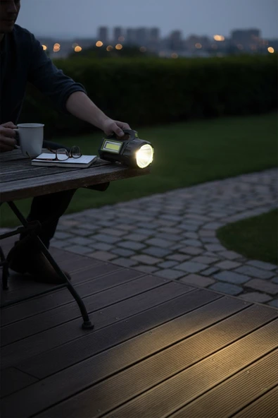 Volemi V-069 Uzun Menzilli Şarjlı Kamp Lambası El Feneri – Deprem, Acil Durum, Bahçe Ve Kamp Kullanımı - Resim 6