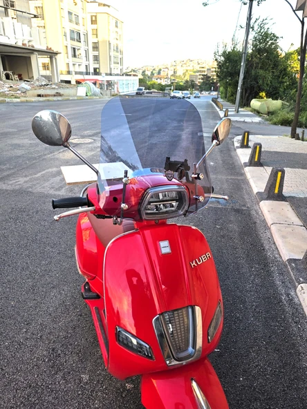 MOTOCAM Kuba Bevely Ön Cam 2022-2025 Model 42cm Füme Renkli 4mm Elciksiz APARAT GÖNDERİLMEYECEK - Resim 2