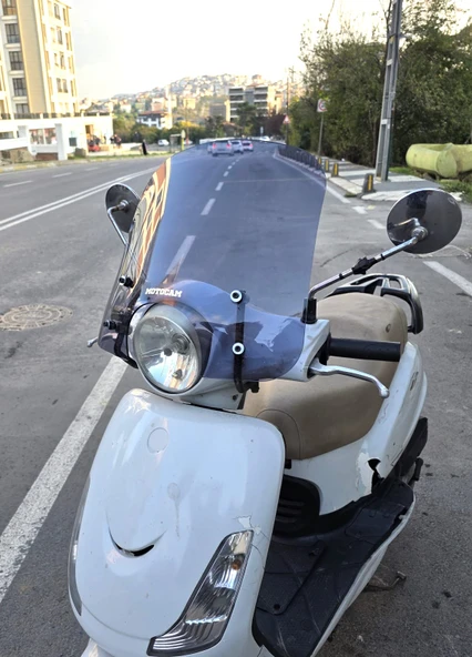 MOTOCAM SYM Fiddle 2 3 4 Ön Cam 2009-2023 Model 44cm Füme Renkli APARAT GÖNDERİLMEYECEK - Resim 3