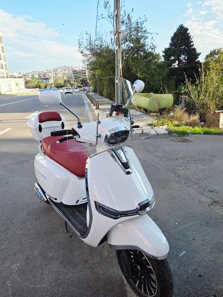 MOTOCAM Küba MT 50 Pro Plus Ön Cam 2024-2025 Model 43cm Şeffaf Renkli 4mm ELCİKLİ APARATSIZDIR - Resim 2