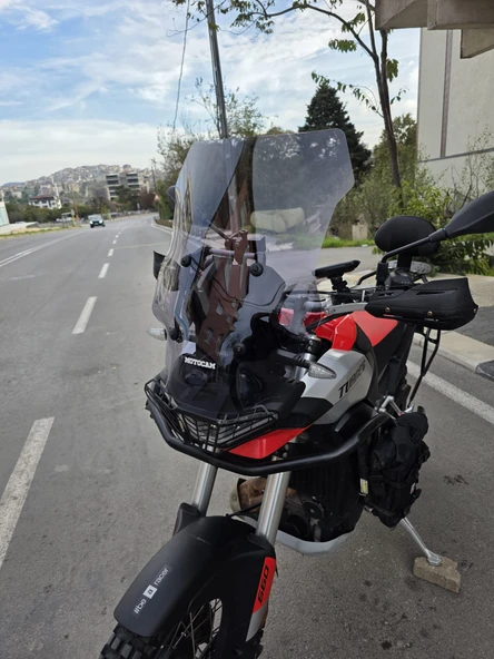 MOTOCAM Aprilia Tuareg 660 Siperlik Ön Cam 2022-2025 Model 58cm Füme Renkli 4mm - Resim 3