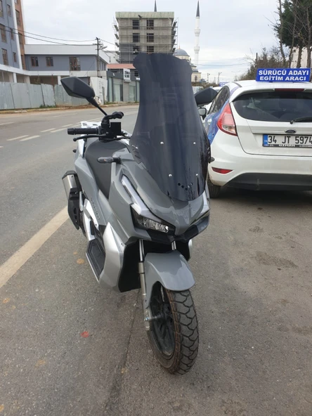 MOTOCAM Kral Arneb 150 Siperlik Ön Cam 2023-2025 Model 75cm Siyah Renkli 4mm UZUN CAM - Resim 2