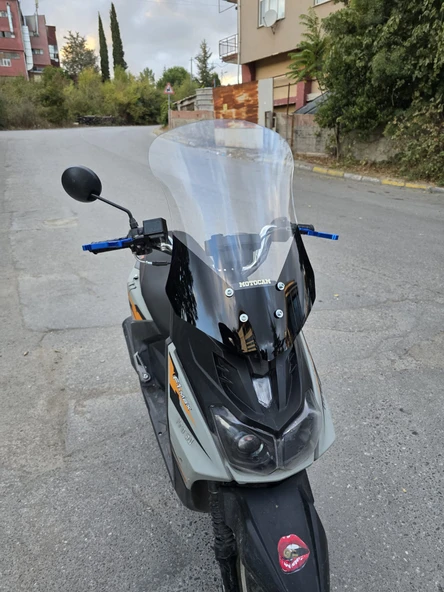 MOTOCAM Altai F1 Max Siperlik Ön Cam 2021-2025 Model 57cm Şeffaf Renkli 4mm - Resim 2