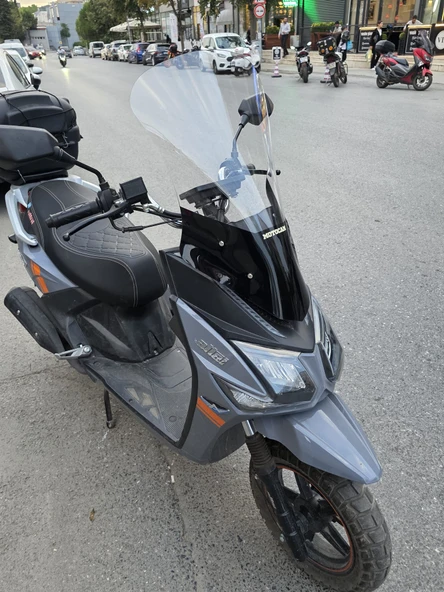 MOTOCAM Altai F2 Max Siperlik Ön Cam 2024-2025 Model 63cm Şeffaf Renkli 4mm - Resim 2