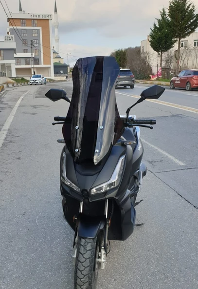 MOTOCAM Salcano Wind 150 Siperlik Ön Cam 2023-2025 Model 75cm Siyah Renkli 4mm - Resim 3