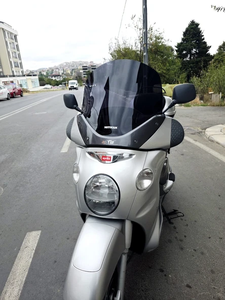 MOTOCAM Aprilia Scarabeo 500 Siperlik Ön Cam 49cm 2003-2008 Model Siyah Renkli 4mm - Resim 3