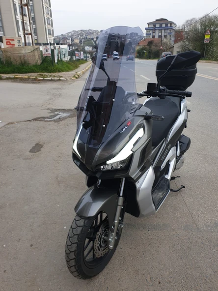 MOTOCAM Kral Arneb 150 Siperlik Ön Cam 2023-2025 Model 65cm Füme Renkli 4mm ORTA BOYLU CAM - Resim 3