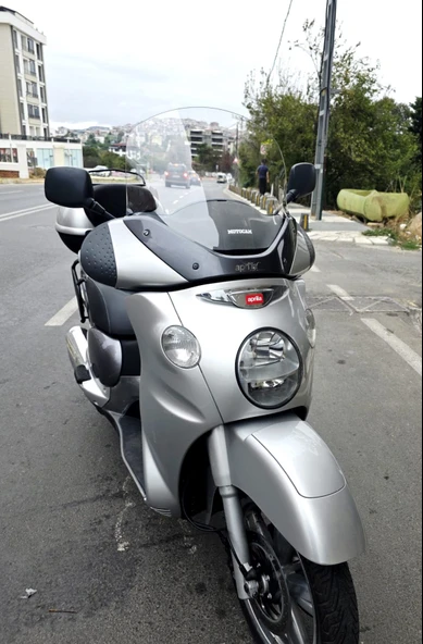 MOTOCAM Aprilia Scarabeo 500 Siperlik Ön Cam 49cm 2003-2008 Model Şeffaf Renkli 4mm - Resim 2