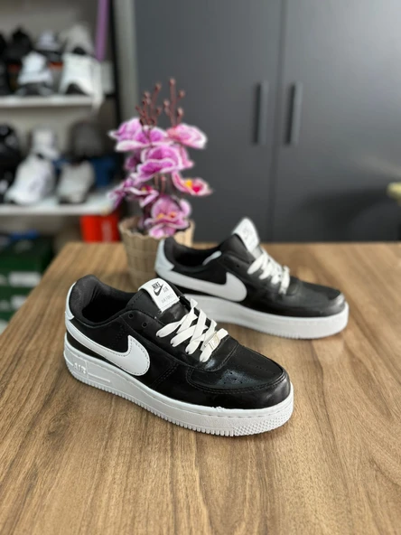 NİKE AİR SİYAH UNİSEX AYAKKABI ürün görseli