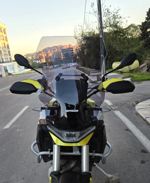 MOTOCAM Aprilia Tuareg 660 Siperlik Ön Cam 2022-2025 Model 58cm Füme Renkli 4mm ürün görseli