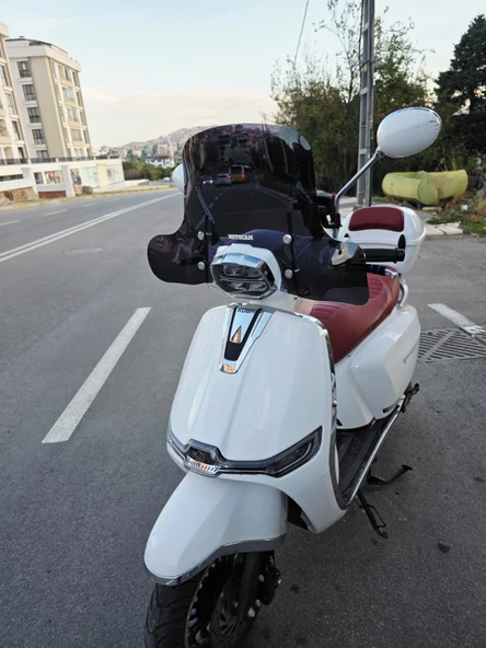 MOTOCAM Küba MT 50 Pro Plus Ön Cam 2024-2025 Model 43cm Siyah Renkli 4mm ELCİKLİ APARATSIZDIR - Resim 3