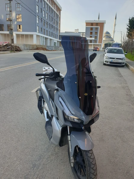 MOTOCAM Kral Arneb 150 Siperlik Ön Cam 2023-2025 Model 78cm Siyah Renkli 4mm UZUN CAM - Resim 2