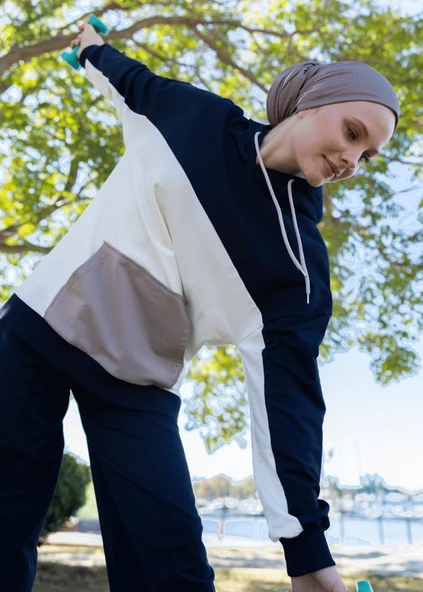 Sweatshirt Spor Stil - Resim 2