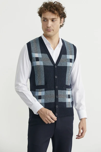 Düğmeli Yünlü Kalın Triko Yelek - Lacivert - Resim 2