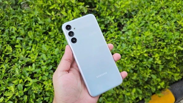 Samsung Galaxy M14 Green 5G 128 GB  / 4 GB Ram Yenilenmiş Ürün (Sıfır Gibi) - Resim 3