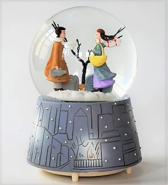 Hediye Işıklı Müzikli Aşıklar Kış Masalı Kar Küresi Işıklı Müzikli Hediye Sevgiliye Eşe Özel Günlere Hediye - Resim 3