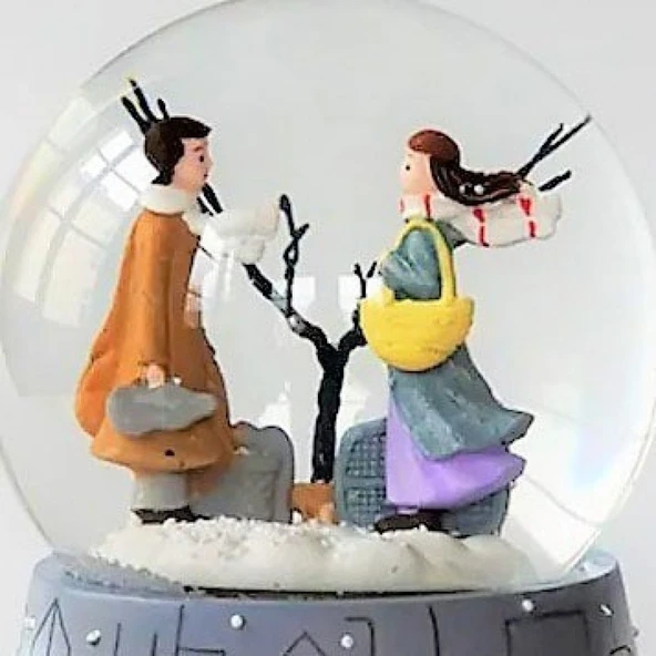 Hediye Işıklı Müzikli Aşıklar Kış Masalı Kar Küresi Işıklı Müzikli Hediye Sevgiliye Eşe Özel Günlere Hediye - Resim 4