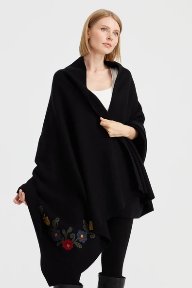 23022 DESEN TRİKO KÖŞELERİ NAKIŞ İŞLEMELİ ŞAL ürün görseli