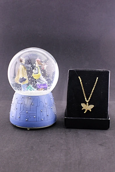 Sevgiliye Yeni Kış Masalı Orta Boy Kar Küresi ve Zirkon Taş Kolye Set 12 CM Boy Işıklı Müzikli - Resim 2