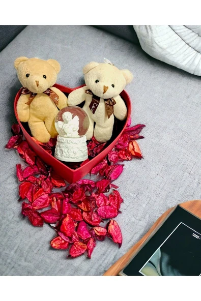 Sevgiliye Özel Günlere Hediye Kalp Kutuda Melek Kar Küresi Mini Ayıcıklar Hediye Seti - Resim 2
