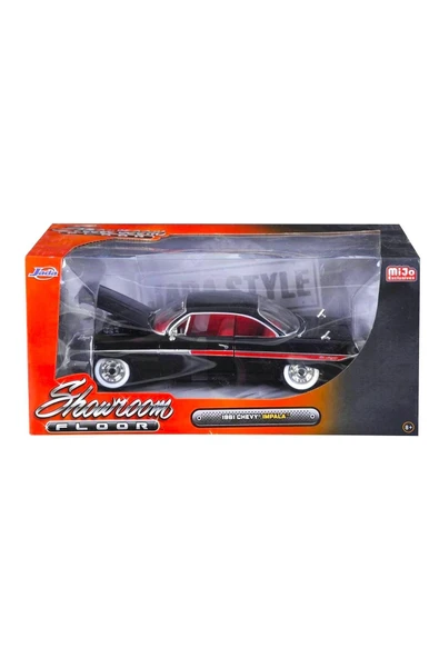 Metal 1:24 1961 Chevy Impala Model Araba - Resim 3