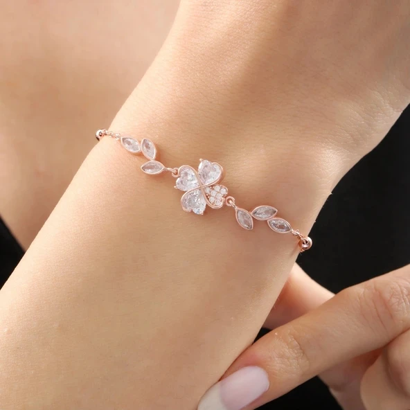 Pırlanta Montür Işıltılı Kalp Yonca Form Gümüş Bileklik - Gümüş ürün görseli 1