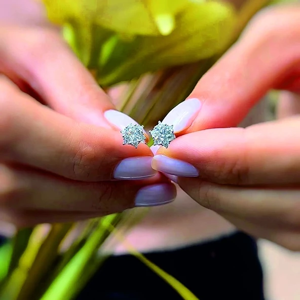 Pırlanta Montür Aşk Güneşi Gümüş Küpe - Gümüş ürün görseli 1